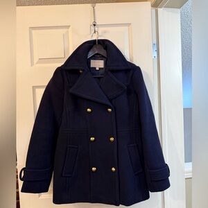 💙Banana Republic Size 6 Navy Wool Peacoat💙with gold buttons